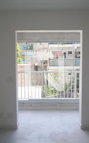 Apartamento à venda com 42m², 2 quartos e sem vaga Apartamento à venda com 42m², 2 quartos e sem vagaSala