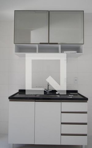 Apartamento à venda com 42m², 2 quartos e sem vaga Apartamento à venda com 42m², 2 quartos e sem vagaCozinha