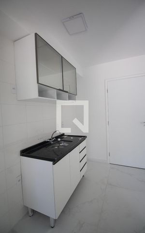 Apartamento à venda com 42m², 2 quartos e sem vaga Apartamento à venda com 42m², 2 quartos e sem vagaCozinha