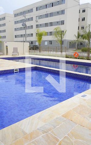 Apartamento para alugar com 39m², 2 quartos e 1 vagaPiscina