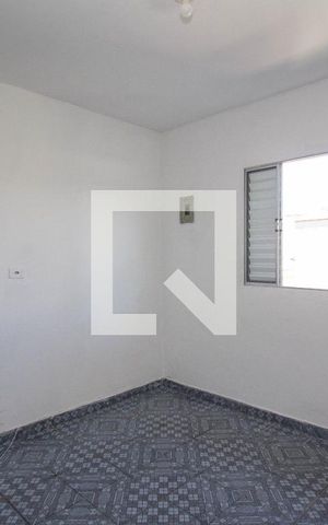 Casa para alugar com 39m², 1 quarto e sem vaga Casa para alugar com 39m², 1 quarto e sem vagaSala/Quarto