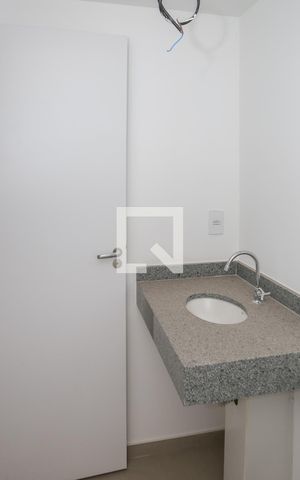Apartamento à venda com 33m², 1 quarto e sem vagaBanheiro