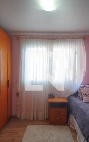 Casa à venda com 220m², 4 quartos e 2 vagas Casa à venda com 220m², 4 quartos e 2 vagasQuarto 4