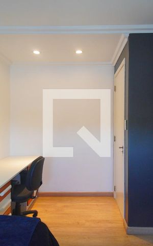 Casa à venda com 220m², 4 quartos e 2 vagas Casa à venda com 220m², 4 quartos e 2 vagasQuarto 3