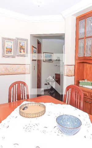 Apartamento para alugar com 420m², 4 quartos e 3 vagas Apartamento para alugar com 420m², 4 quartos e 3 vagasCopa