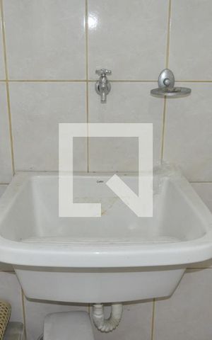 Casa para alugar com 50m², 2 quartos e sem vagaÁrea de serviço