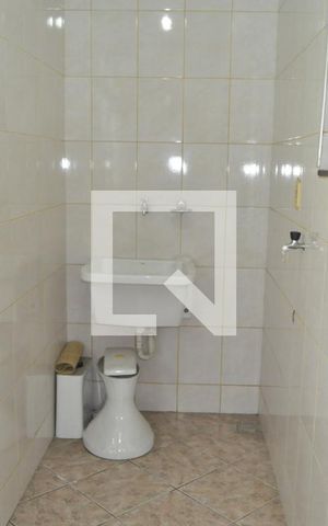 Casa para alugar com 50m², 2 quartos e sem vagaÁrea de serviço