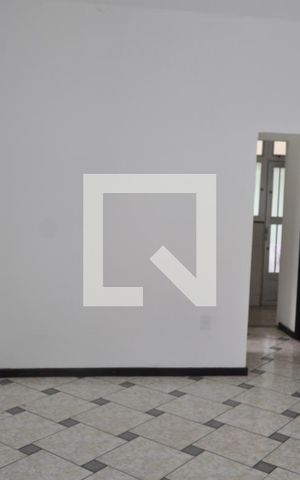 Casa para alugar com 50m², 2 quartos e sem vagaSala