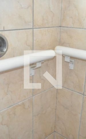 Casa para alugar com 50m², 2 quartos e sem vagaBanheiro