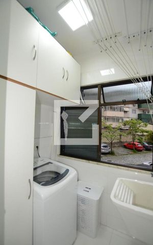 Apartamento à venda com 64m², 2 quartos e 1 vagaÁrea de Serviço