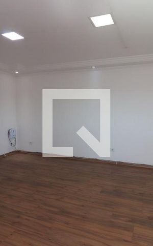 Casa à venda com 320m², 4 quartos e 1 vagaSala de TV