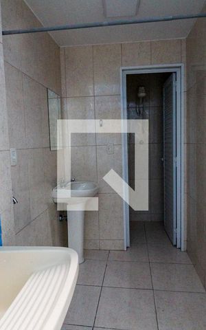 Casa à venda com 160m², 3 quartos e 2 vagasÁrea de serviço
