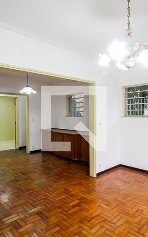 Casa à venda com 160m², 3 quartos e 2 vagasSala
