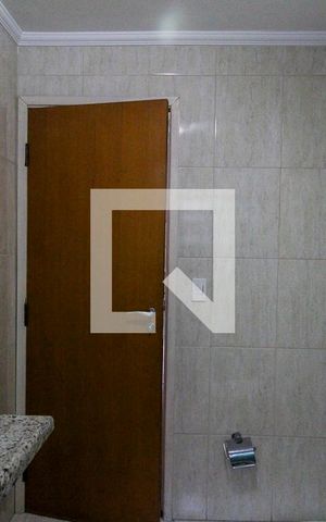 Casa à venda com 160m², 3 quartos e 2 vagasBanheiro