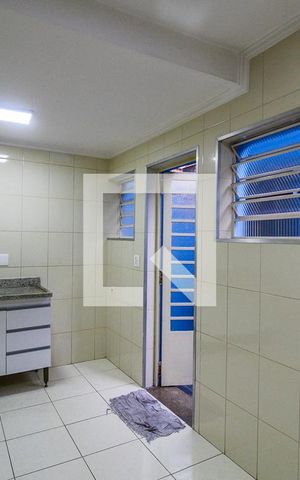 Casa à venda com 160m², 3 quartos e 2 vagasCozinha 