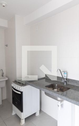 Apartamento para alugar com 36m², 2 quartos e 1 vaga Apartamento para alugar com 36m², 2 quartos e 1 vagaCozinha Americana