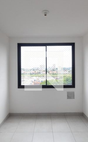 Apartamento para alugar com 36m², 2 quartos e 1 vaga Apartamento para alugar com 36m², 2 quartos e 1 vagaSala