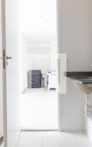 Apartamento para alugar com 36m², 2 quartos e 1 vaga Apartamento para alugar com 36m², 2 quartos e 1 vagaBanheiro Social
