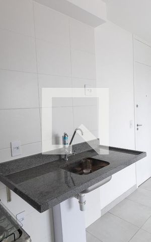 Apartamento para alugar com 36m², 2 quartos e 1 vaga Apartamento para alugar com 36m², 2 quartos e 1 vagaCozinha Americana
