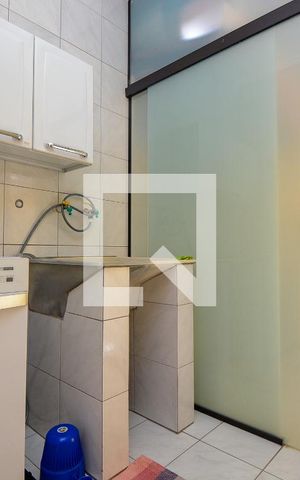 Casa à venda com 280m², 3 quartos e 3 vagas Casa à venda com 280m², 3 quartos e 3 vagasÁrea de Serviço