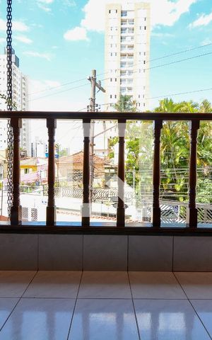 Casa à venda com 280m², 3 quartos e 3 vagas Casa à venda com 280m², 3 quartos e 3 vagasQuarto 3