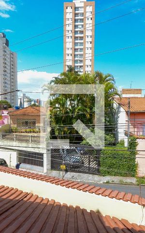 Casa à venda com 280m², 3 quartos e 3 vagas Casa à venda com 280m², 3 quartos e 3 vagasVaranda
