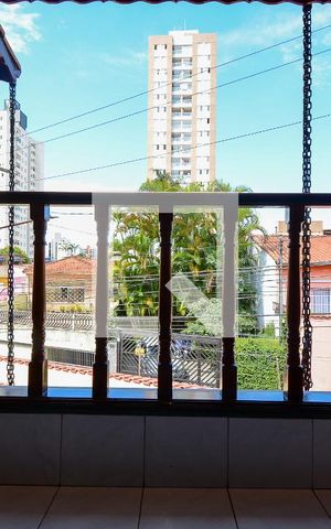 Casa à venda com 280m², 3 quartos e 3 vagas Casa à venda com 280m², 3 quartos e 3 vagasVaranda