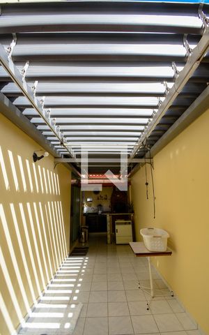 Casa à venda com 280m², 3 quartos e 3 vagas Casa à venda com 280m², 3 quartos e 3 vagasÁrea de Serviço