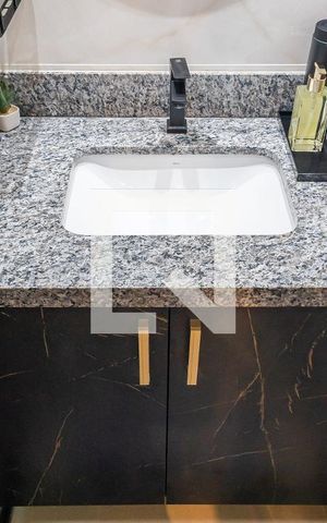 Apartamento à venda com 27m², 1 quarto e sem vagaBanheiro