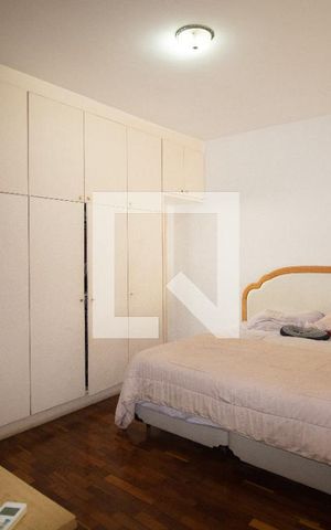 Apartamento à venda com 134m², 4 quartos e 3 vagas Apartamento à venda com 134m², 4 quartos e 3 vagasSuíte