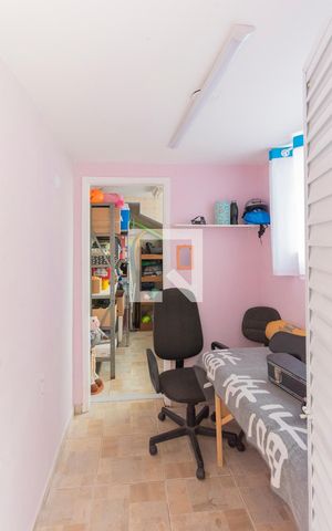 Casa à venda com 178m², 3 quartos e 3 vagasEscritório