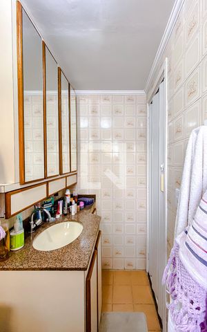 Apartamento para alugar com 67m², 2 quartos e 1 vagaBanheiro