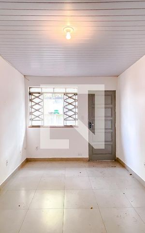 Casa para alugar com 80m², 2 quartos e sem vagaSala