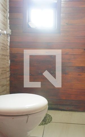 Casa para alugar com 70m², 1 quarto e sem vaga Casa para alugar com 70m², 1 quarto e sem vagaBanheiro