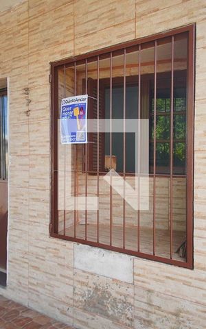 Casa para alugar com 70m², 1 quarto e sem vaga Casa para alugar com 70m², 1 quarto e sem vagaFachada