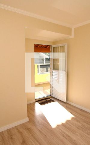 Casa à venda com 197m², 3 quartos e 3 vagasSala 2