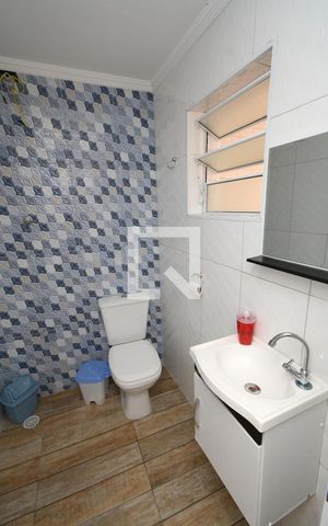 Casa à venda com 197m², 3 quartos e 3 vagasBanheiro