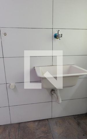 Casa para alugar com 70m², 1 quarto e sem vagaCozinha e Área de Serviço - detalhe