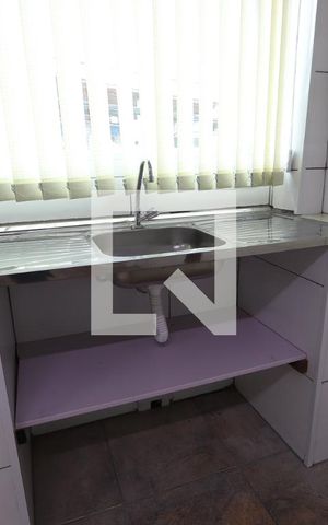 Casa para alugar com 70m², 1 quarto e sem vagaCozinha e Área de Serviço - detalhe