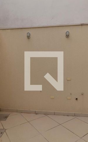 Casa à venda com 180m², 3 quartos e 4 vagas Casa à venda com 180m², 3 quartos e 4 vagasQuintal