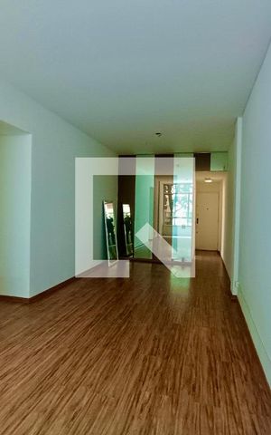Apartamento à venda com 100m², 3 quartos e 1 vaga Apartamento à venda com 100m², 3 quartos e 1 vagaSala