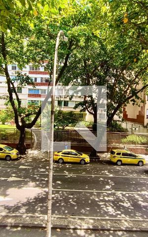 Apartamento à venda com 100m², 3 quartos e 1 vaga Apartamento à venda com 100m², 3 quartos e 1 vagaSala vista
