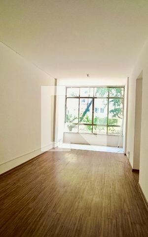 Apartamento à venda com 100m², 3 quartos e 1 vaga Apartamento à venda com 100m², 3 quartos e 1 vagaSala
