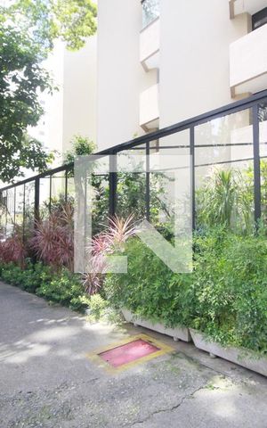 Apartamento à venda com 39m², 1 quarto e 1 vagaFachada