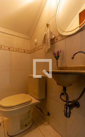 Casa à venda com 171m², 3 quartos e 4 vagasLavabo