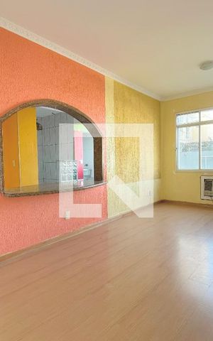 Apartamento à venda com 120m², 3 quartos e sem vaga Apartamento à venda com 120m², 3 quartos e sem vagaSala