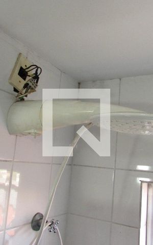 Apartamento à venda com 50m², 2 quartos e 1 vagaChuveiro