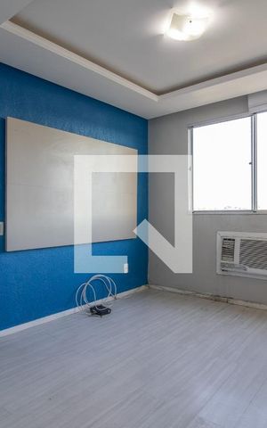 Apartamento à venda com 42m², 2 quartos e 1 vaga Apartamento à venda com 42m², 2 quartos e 1 vagaSala