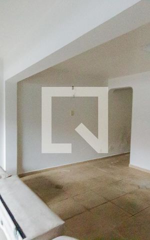 Casa à venda com 200m², 3 quartos e 3 vagasGaragem