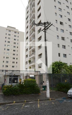 Apartamento à venda com 64m², 2 quartos e 1 vagaFachada e portaria